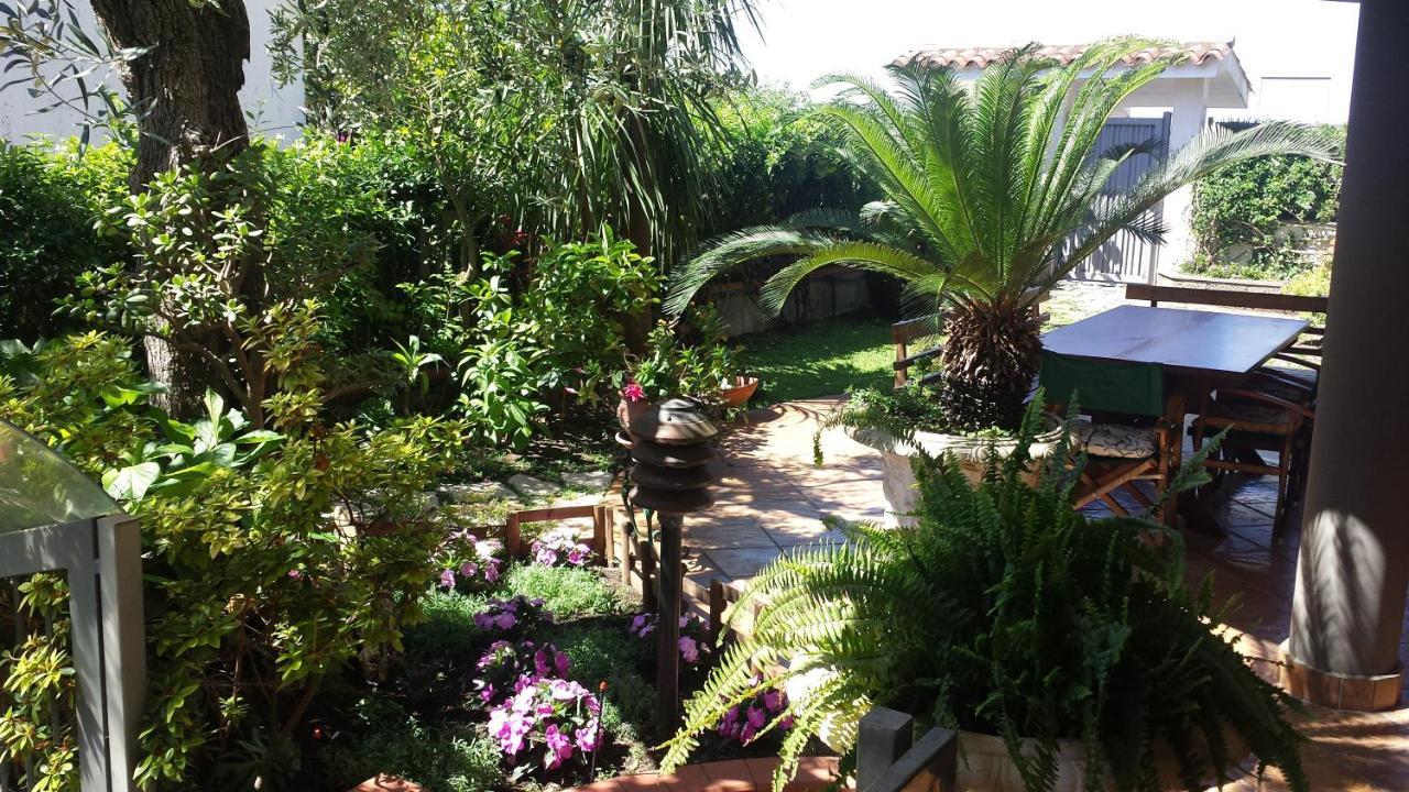 B&B Villa Noemi Формия Екстериор снимка