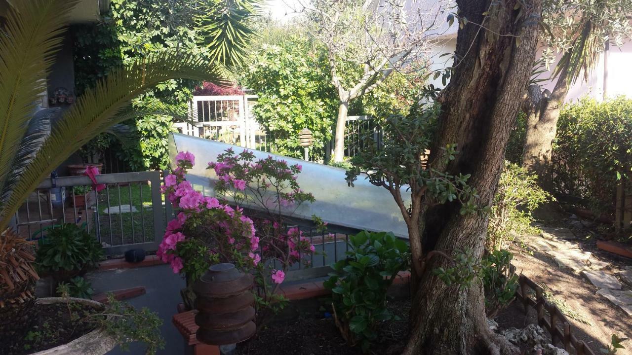B&B Villa Noemi Формия Екстериор снимка